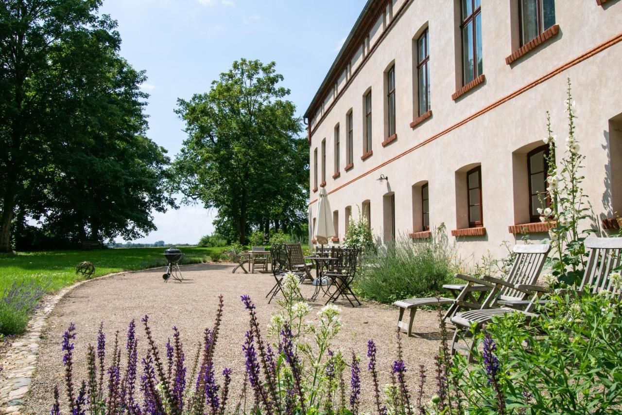 Gutshaus Zarchlin Apartment Barkhagen Luaran gambar